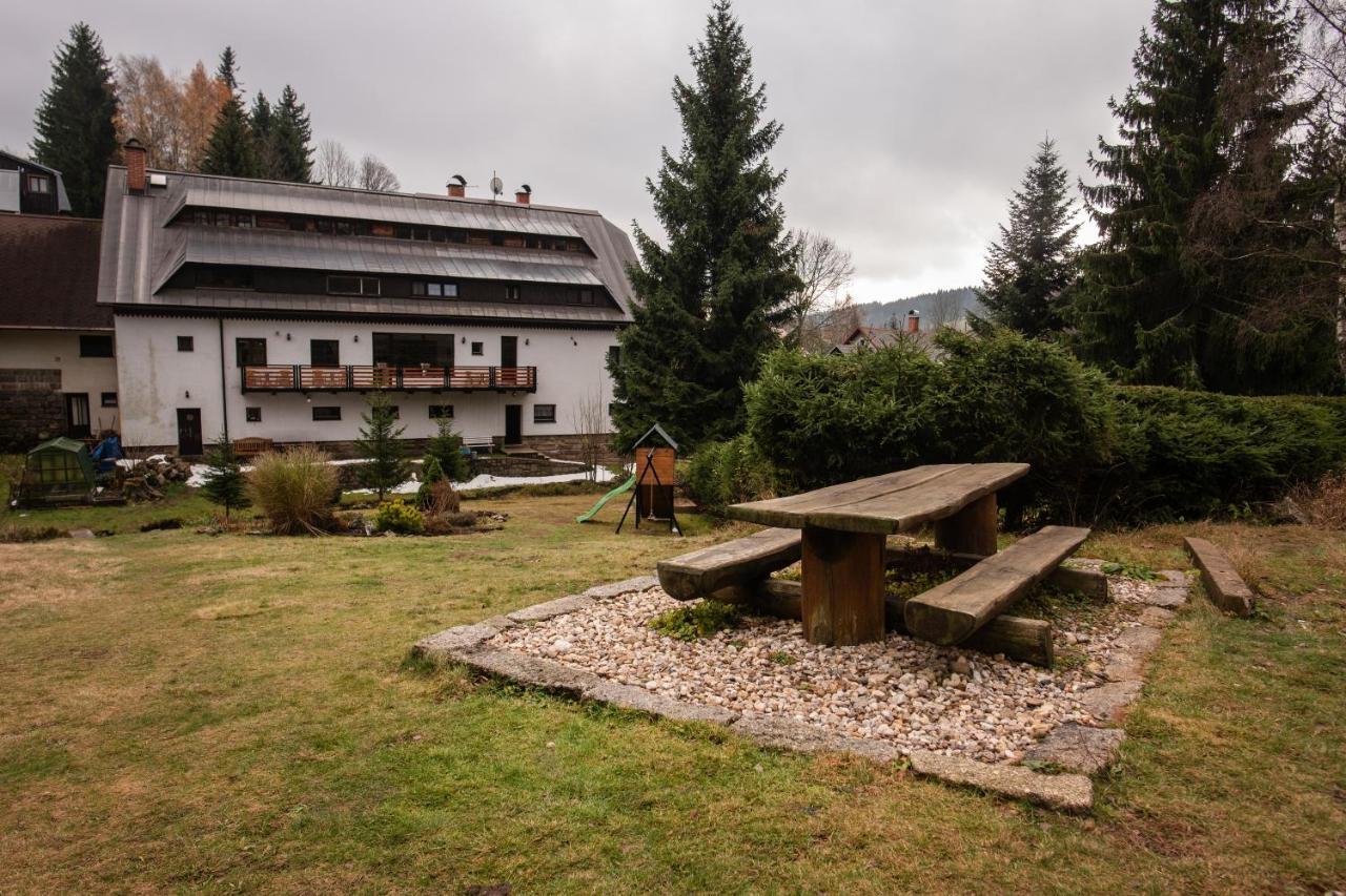 Pension Styl Bedřichov Εξωτερικό φωτογραφία